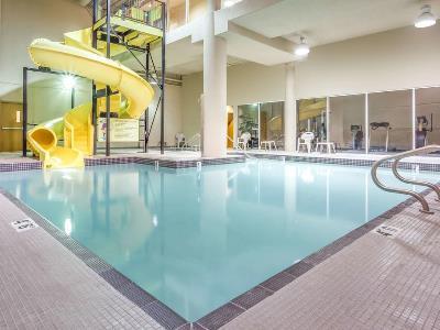 Hotel Super 8 By Wyndham Abbotsford Bc Esterno foto